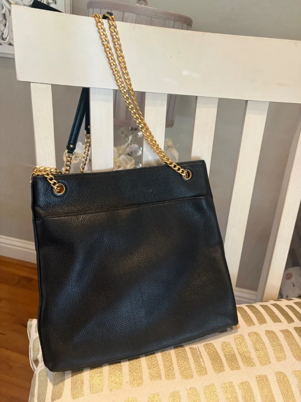 Tory Burch Carson swing back chain bag